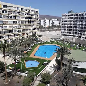Deluxe Yumbo Playa del Inglés